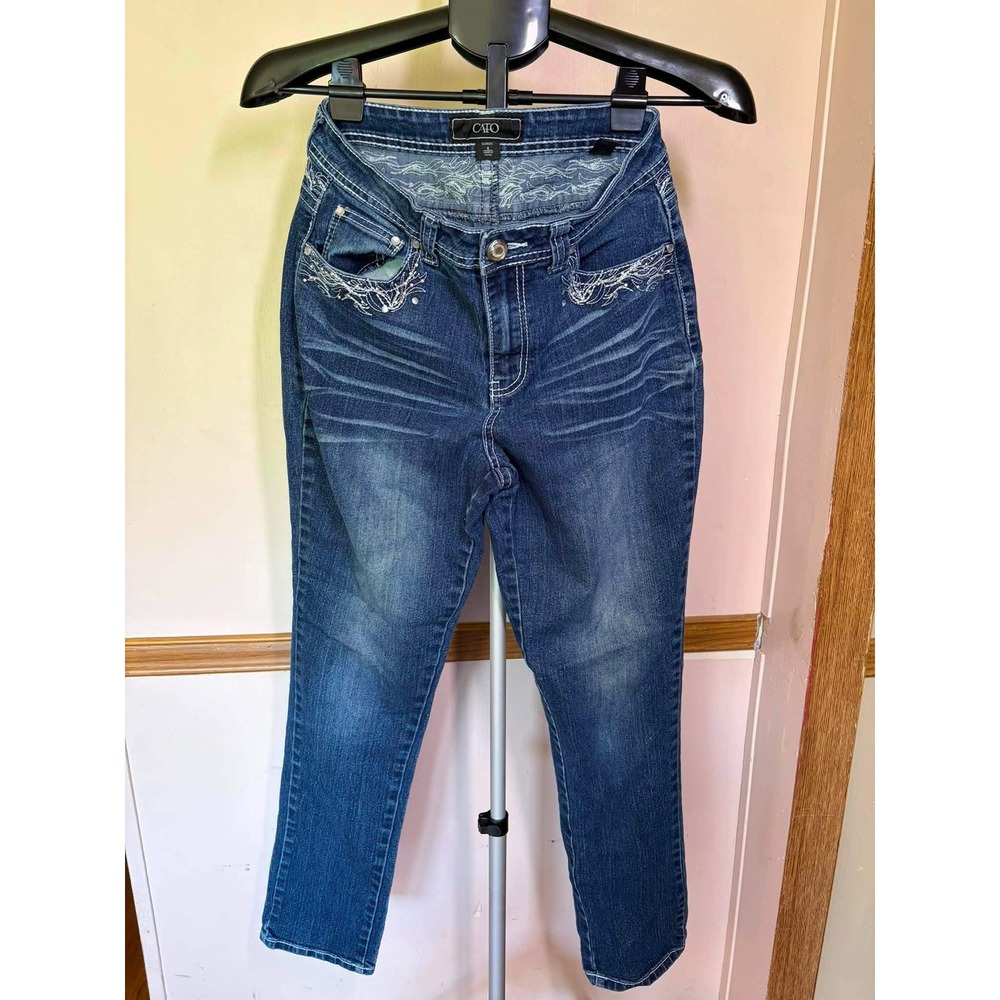 Cato Classic Womens Size 8 Dark Wash Embroidered Rhinestone Straight Leg Jeans